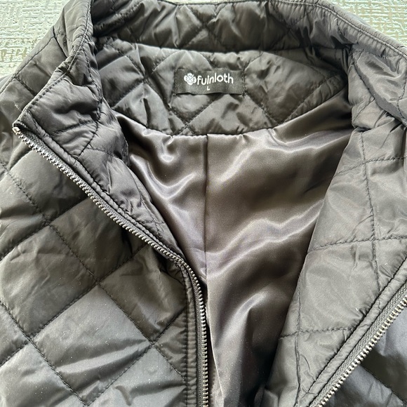 Fuinloth women’s quilted vest - Picture 2 of 4